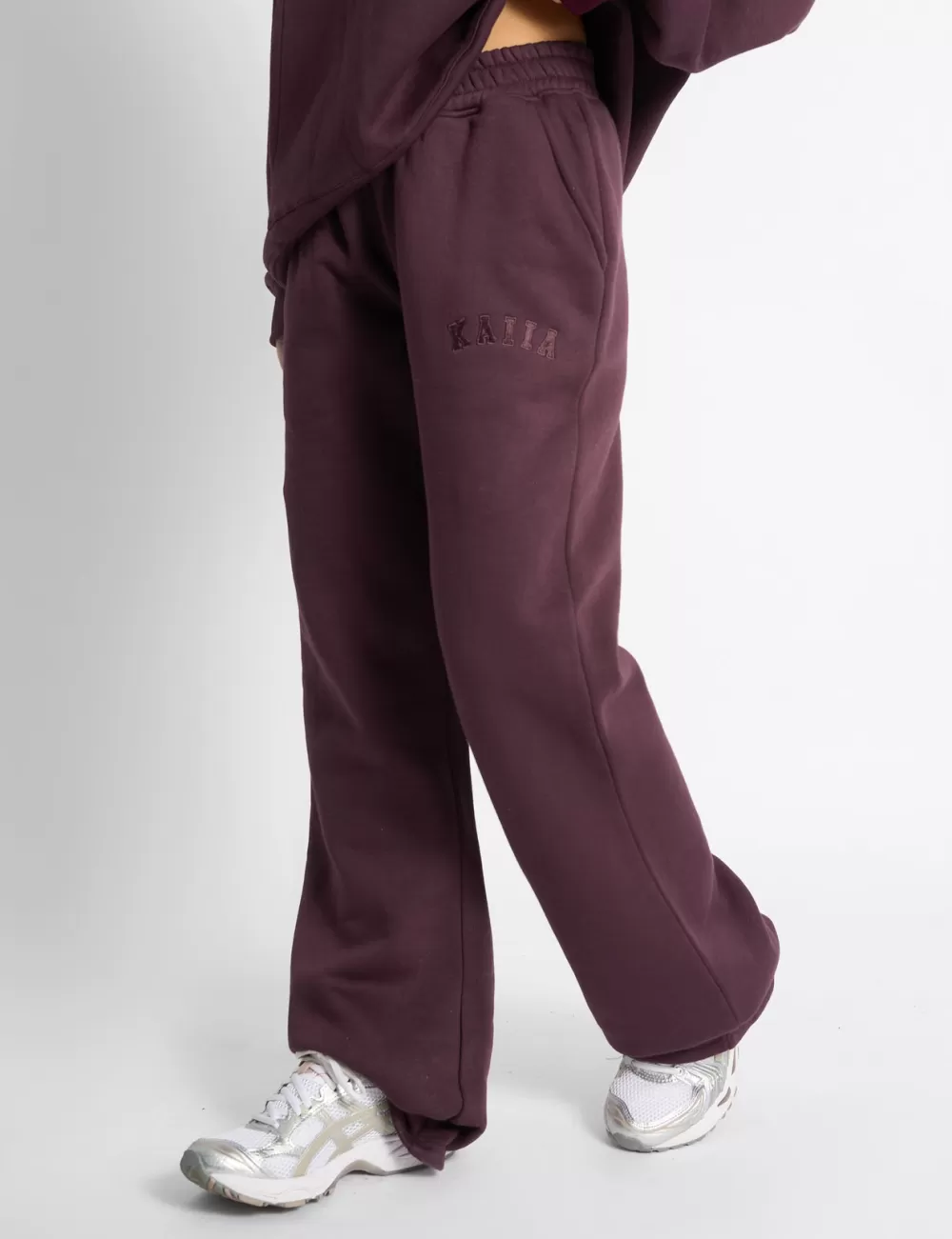 Store Public Desire Kaiia Logo Wide Leg Joggers Dark Cherry Pebble