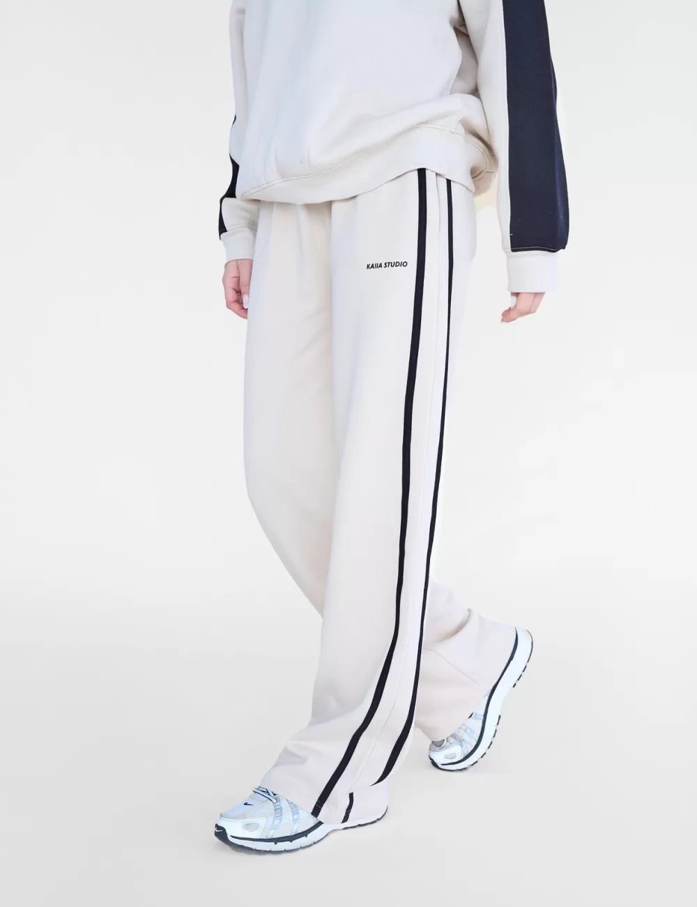 Best Public Desire Kaiia Studio Contrast Panel Wide Leg Sweat Pants & Black Stone