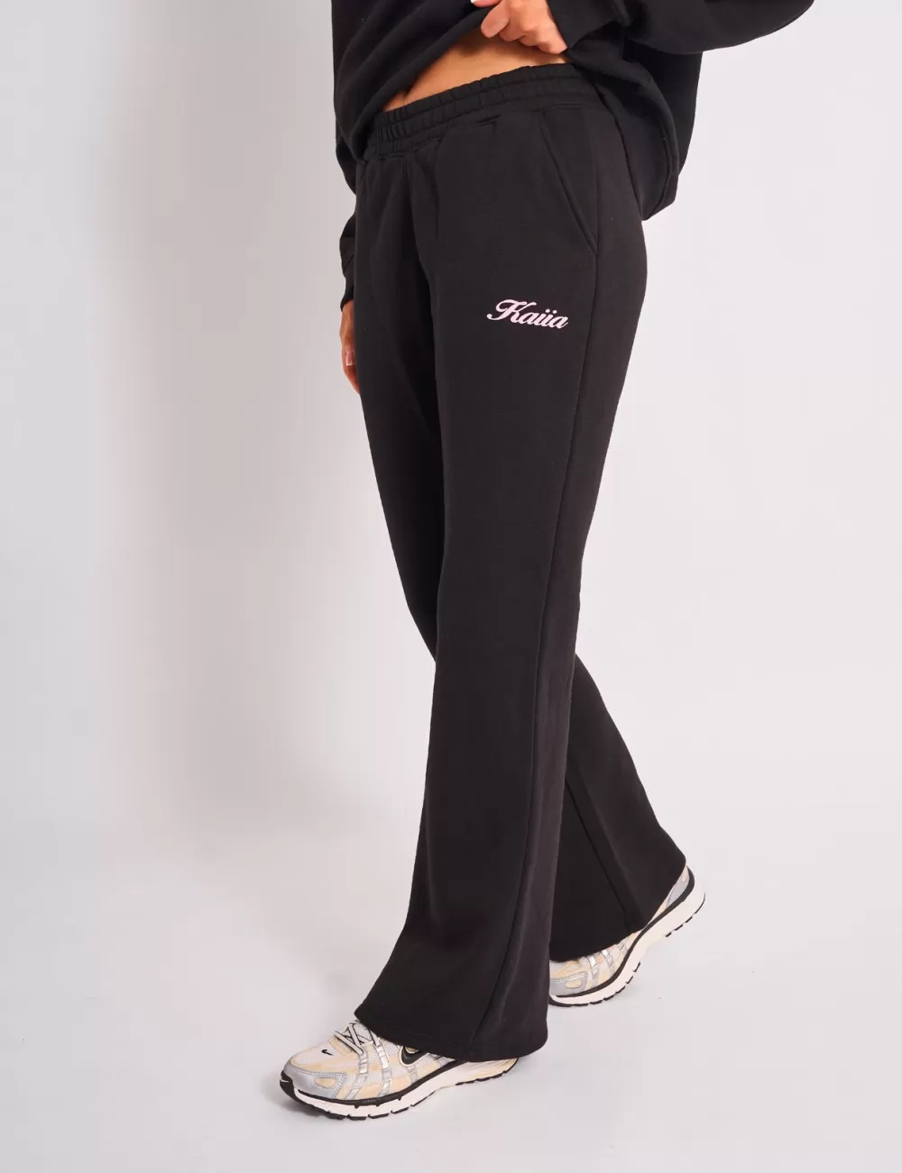 Store Public Desire Kaiia Wide Leg Joggers Black & Pink Black_pink